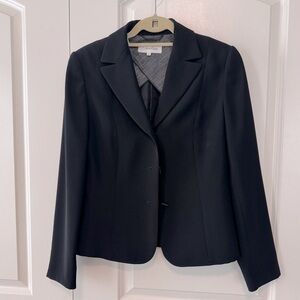 Calvin Klein 3 button short black blazer women’s size 6​